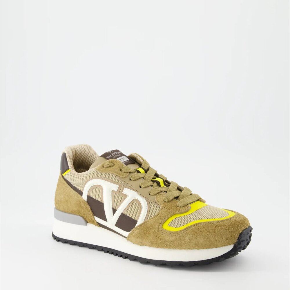 $990- Brand New Valentino Garavani VLogo Pace Sneakers US 11/ EU 44